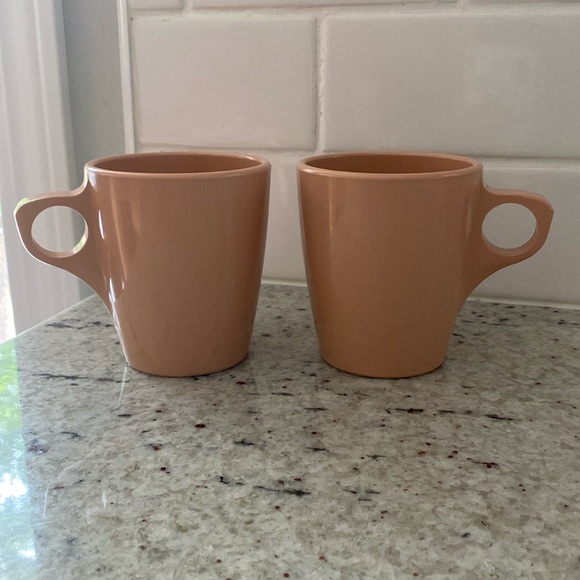 Vintage Arrowhead melamine coffee mugs - Picture 1 of 7